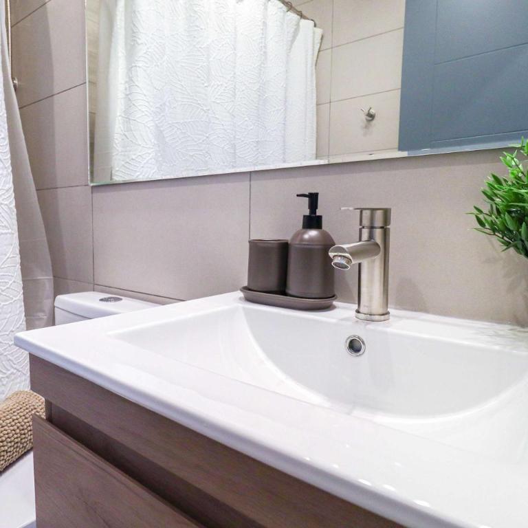 HOM I Parking I Wifi I Barrio Italia SmartTv Ciudad I FB 8 0 1 - Apartment - 31