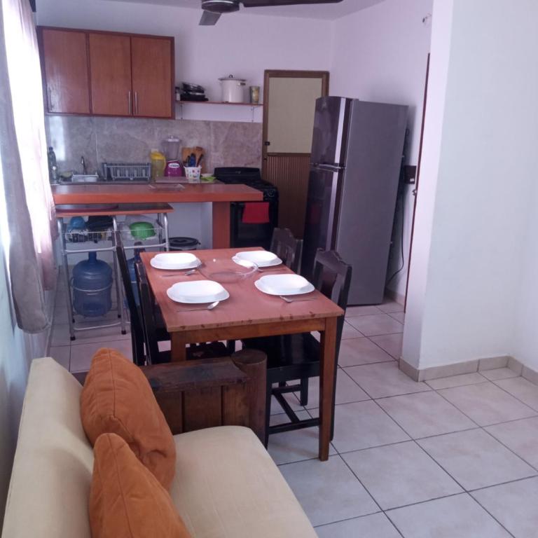 Departamentos Vacacionales ISB - Two-Bedroom House - 1