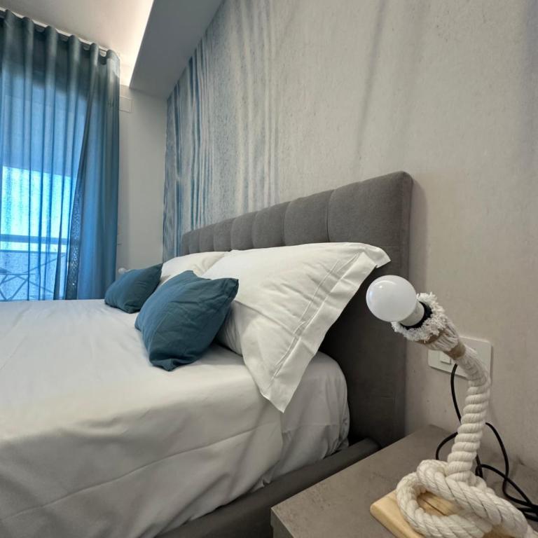 Stella Marina - Family Room with Sea View - 14