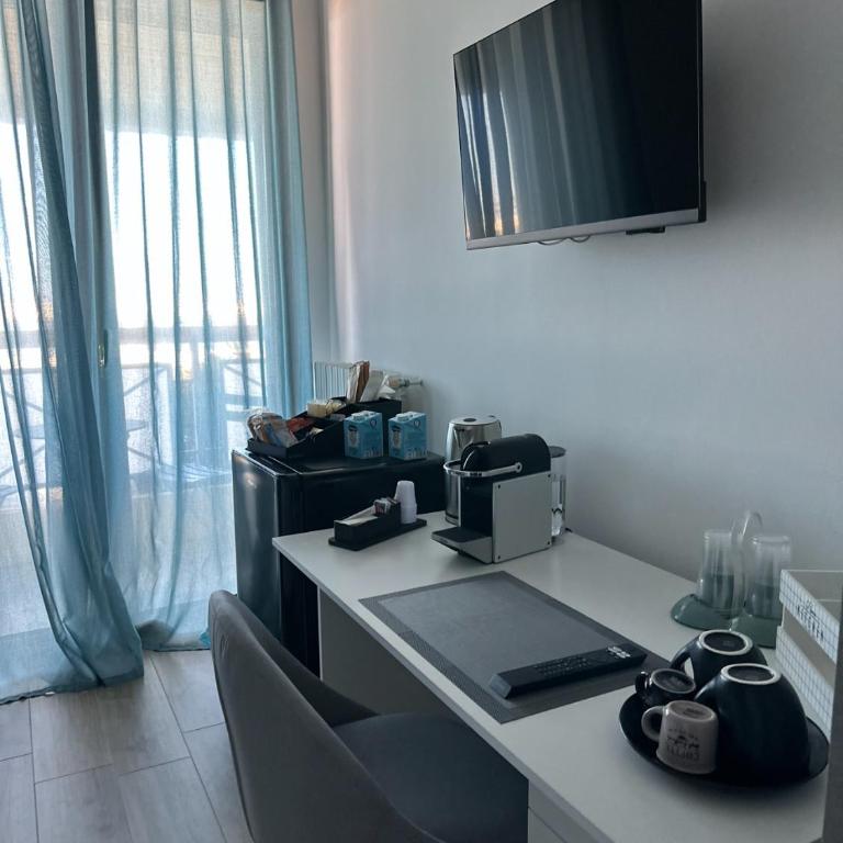 Stella Marina - Deluxe Double Room with Sea View - 25