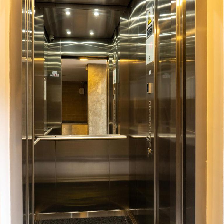99Rentall Apt privado por piso WiFi y parqueadero privado, ubicacion Top - Apartment - 5