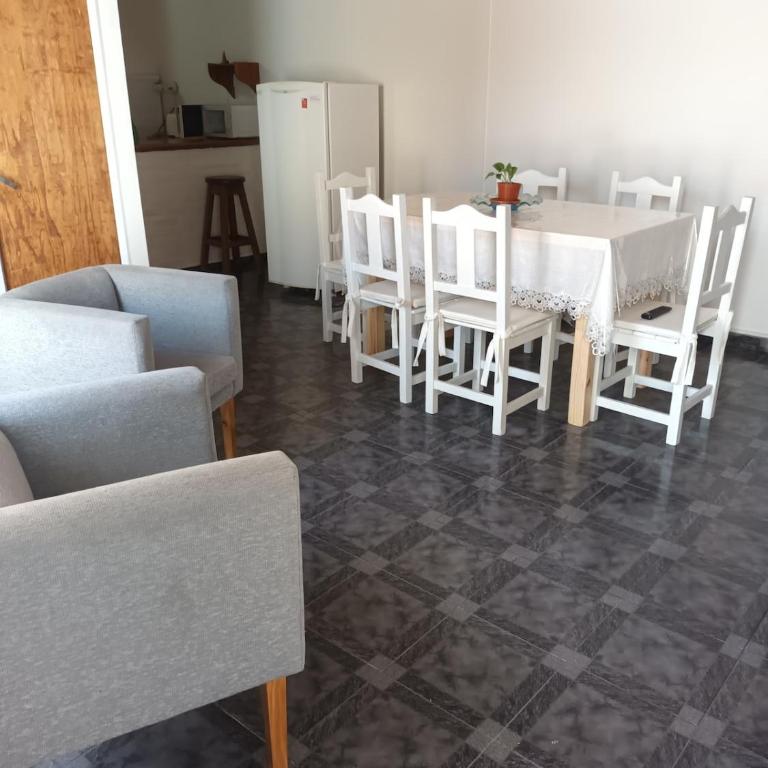 El Coco - Two-Bedroom Apartment - 3