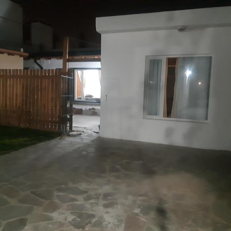 El Coco - Two-Bedroom Apartment - 11