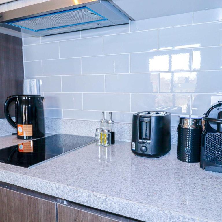 HOM I Terraza BarrioItalia Providencia Parking I FB 7 0 3 - Apartment - 6
