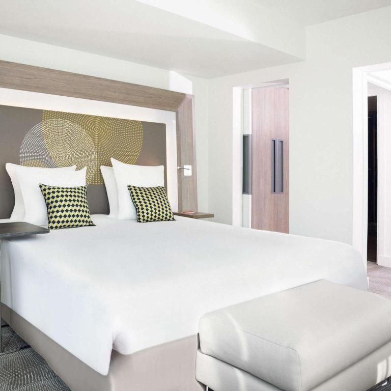 Novotel Paris Les Halles - Suite avec 1 Lit Double et 1 Canapé-Lit - 1