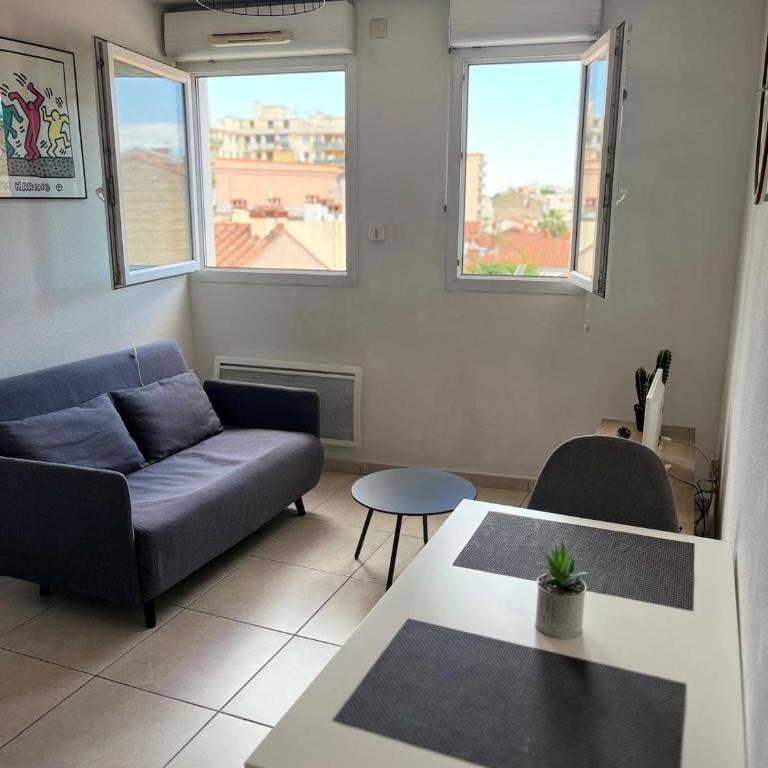 F2 moderne, proche gare, terrasse et parking prive - Appartamento con 1 Camera da Letto - 16