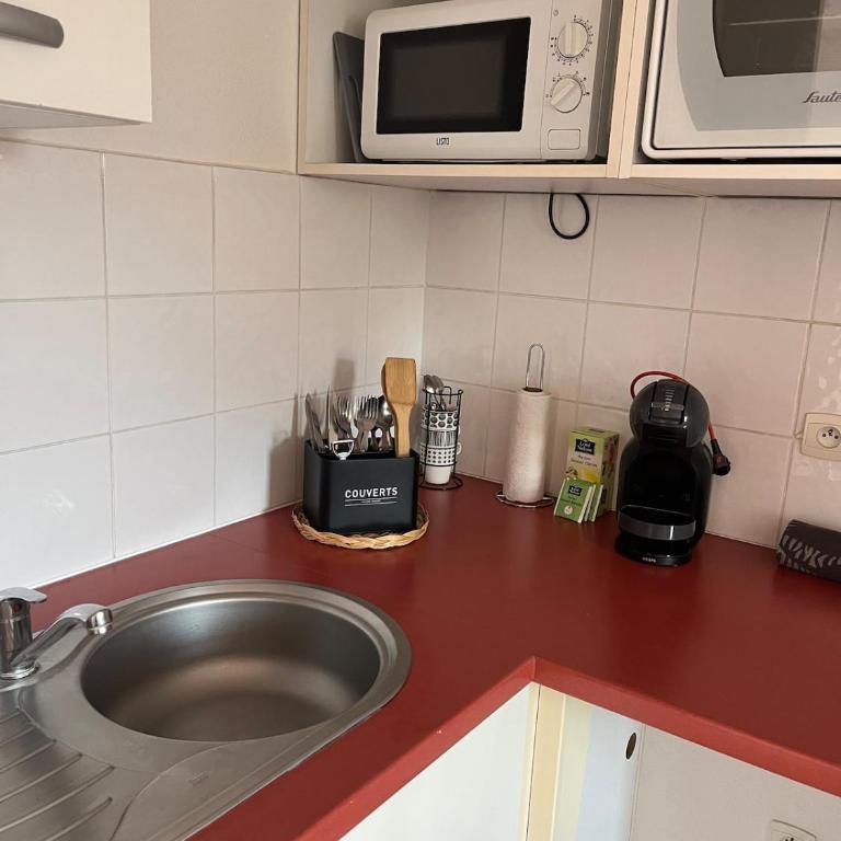 F2 moderne, proche gare, terrasse et parking prive - Appartamento con 1 Camera da Letto - 21