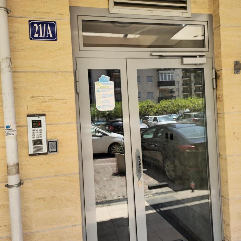 City kvart apartman 35 eur - One-Bedroom Apartment - 6