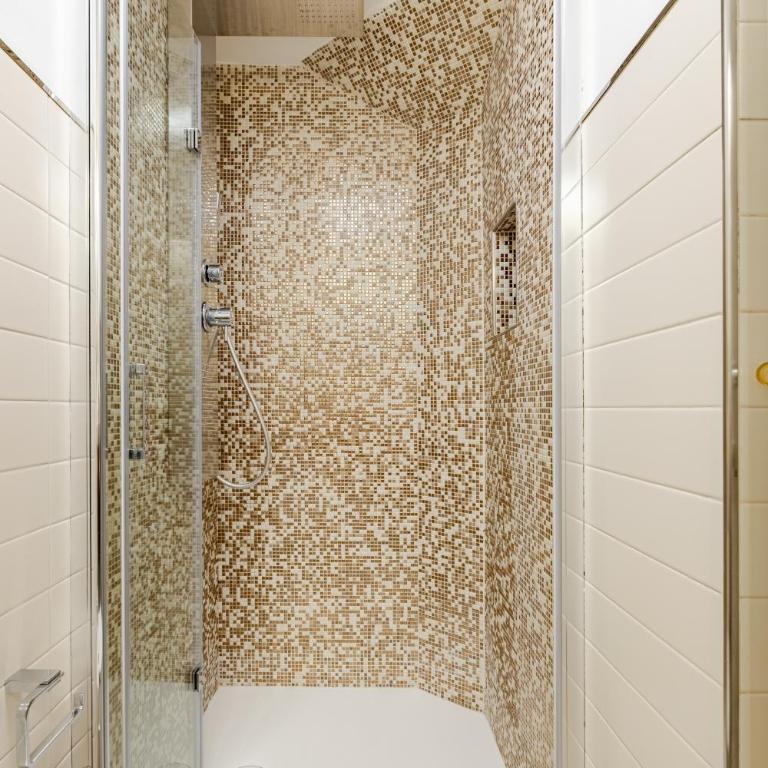 Boutique Apartment Steps from Colosseum - Appartamento con 1 Camera da Letto - 20