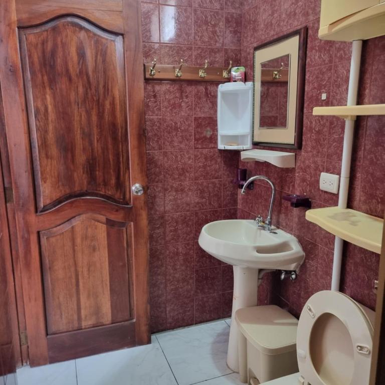 Departamento amplio y acogedor - Two-Bedroom Apartment - 8
