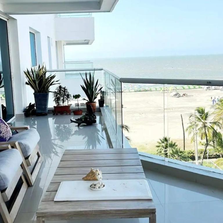 Apartamento en cartagena Morros E, salida a la playa, excelente ubicación - Apartamento de 3 dormitorios - 2