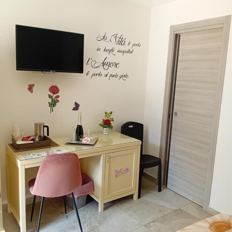 Al Punto Giusto - Double Room with Private Bathroom - 9