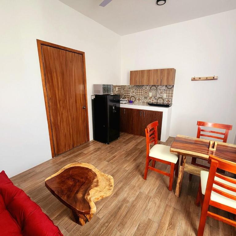 Cozy apartment 4 blocks from the beach - Apartamento de 2 dormitorios - 4