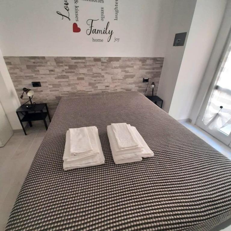 Titti's House 2 con pargheggio gratis in garage custodito o libero in strada - Three-Bedroom Apartment - 8