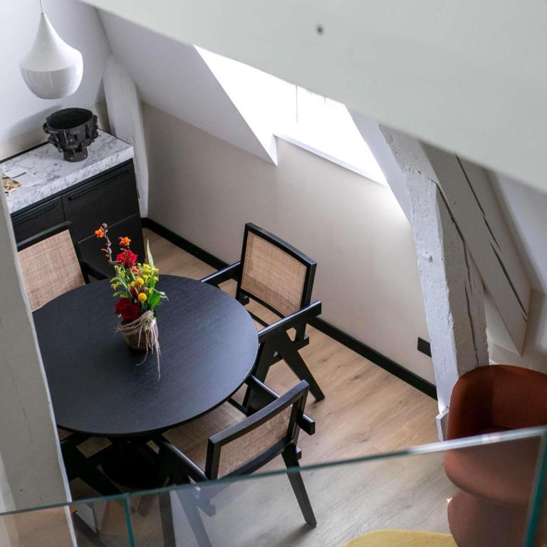 Grand Hôtel La Cloche Dijon - MGallery Collection - Suite Duplex - Lit Queen-Size - Vue - 3