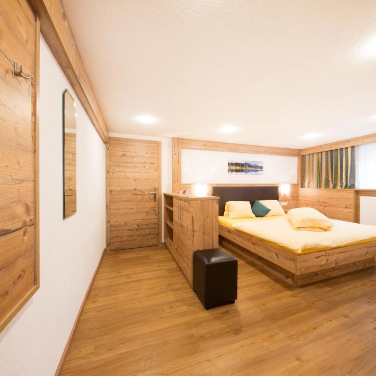 Gästehaus Falkner Ignaz - Apartment mit 1 Schlafzimmer im Untergeschoss mit Balkon und Gartenblick - 11
