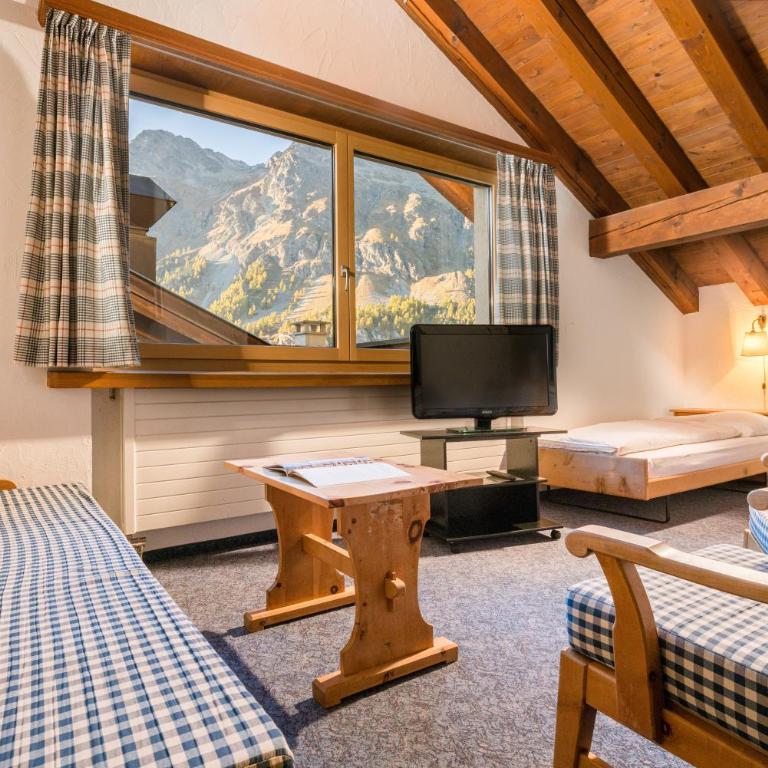 Ferienwohnungen Seraina - Appartement 1 Chambre (2 - 5 Adultes) - 1