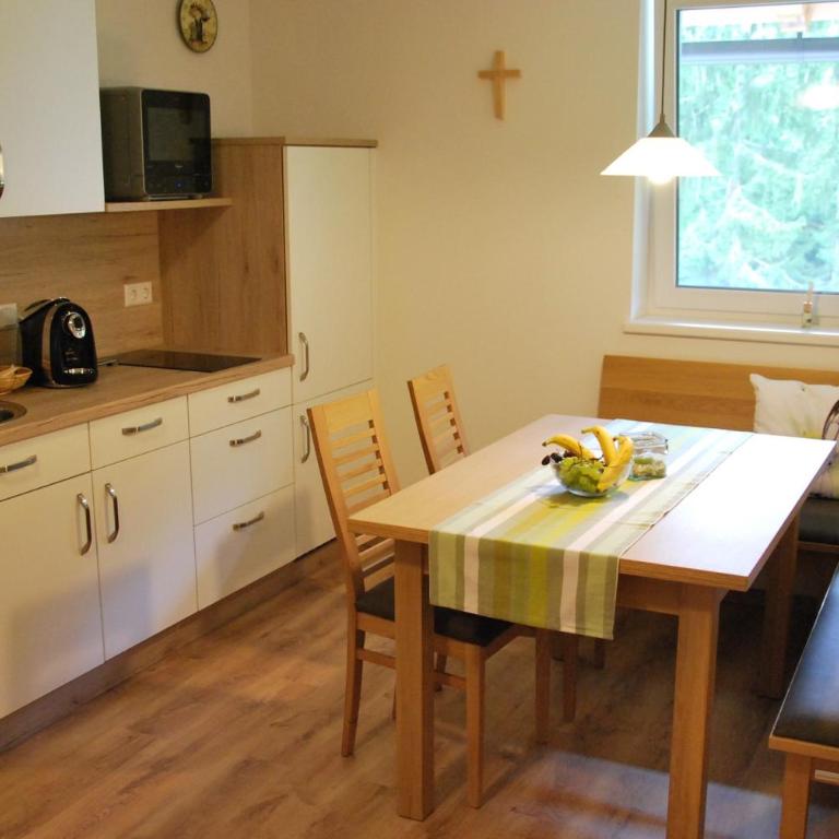 Haus Pflaum - Apartment mit 1 Schlafzimmer und Waldblick - 3
