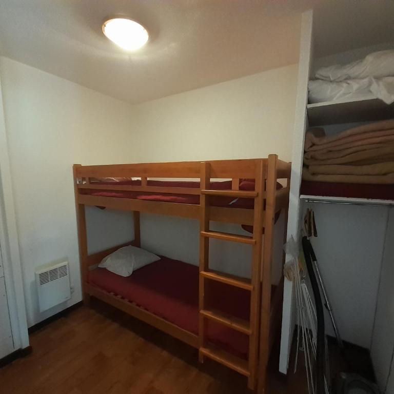 Appartement 2 pièces + cabine à Valfréjus, proche des télésièges, balcon, 6 pers, animaux admis - FR-1-561-20 - Appartement (6 Adultes) - 9