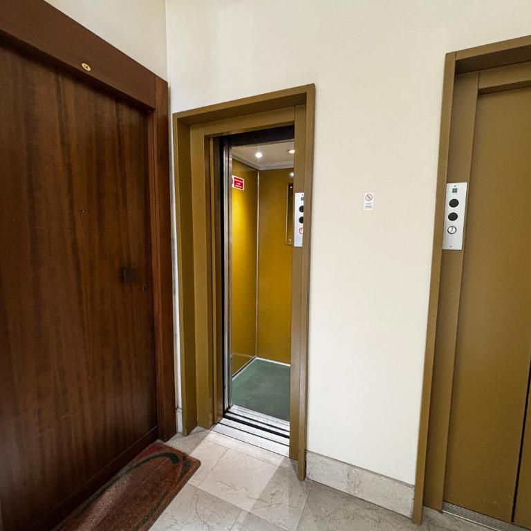 House Montecucco by Holiday World - Two-Bedroom Apartment - 30