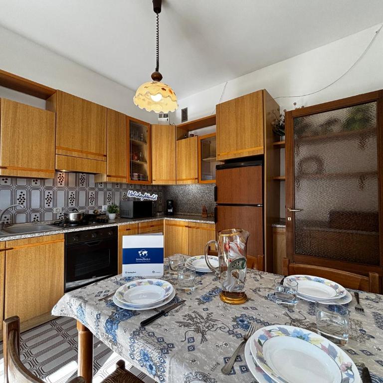 House Montecucco by Holiday World - Two-Bedroom Apartment - 28