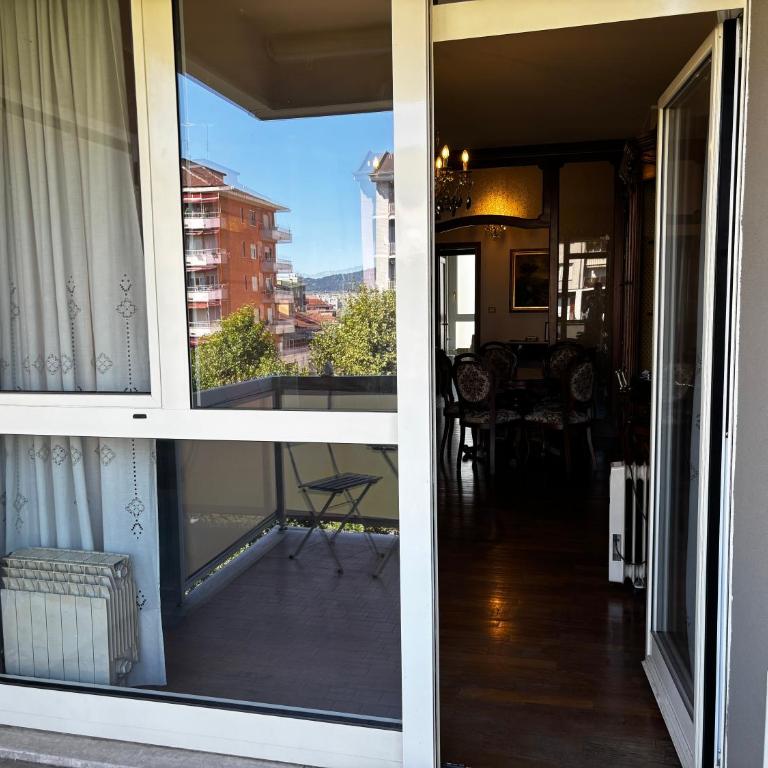 House Montecucco by Holiday World - Two-Bedroom Apartment - 8