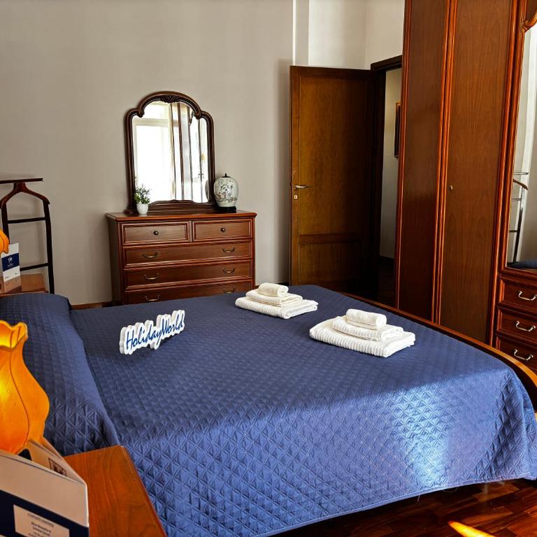 House Montecucco by Holiday World - Two-Bedroom Apartment - 24
