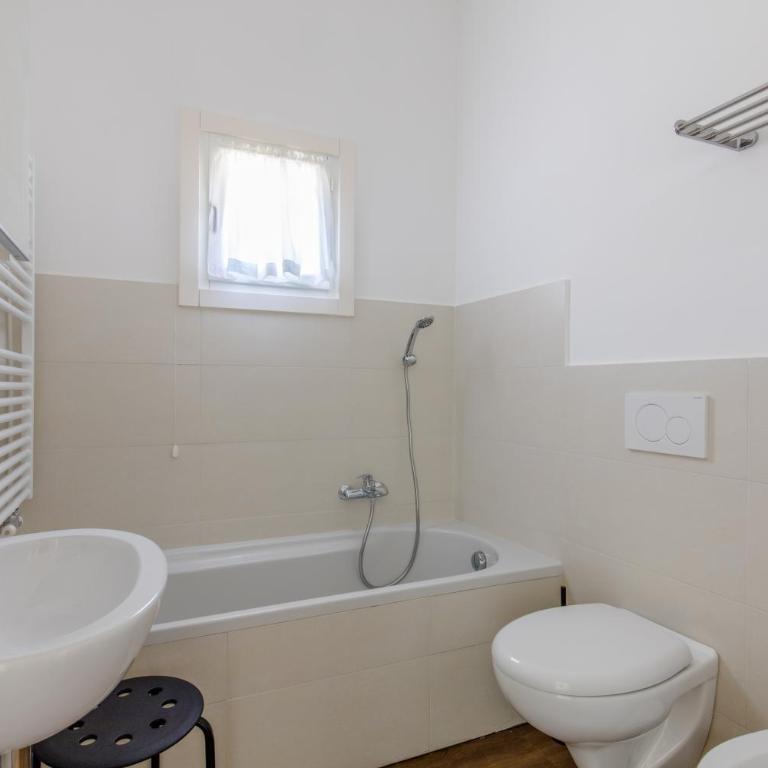 PeschieraHome Apartments - Appartamento Superior con 2 Camere da Letto - 7