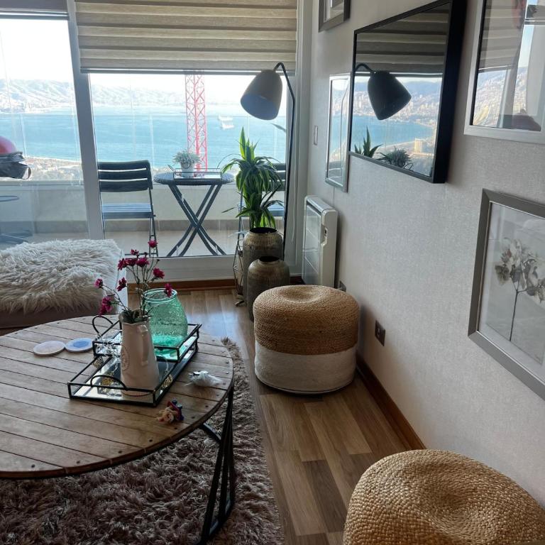 Exclusivo Dpto En Jardin del Mar con increíble vista a la Bahia - Three-Bedroom Apartment - 14