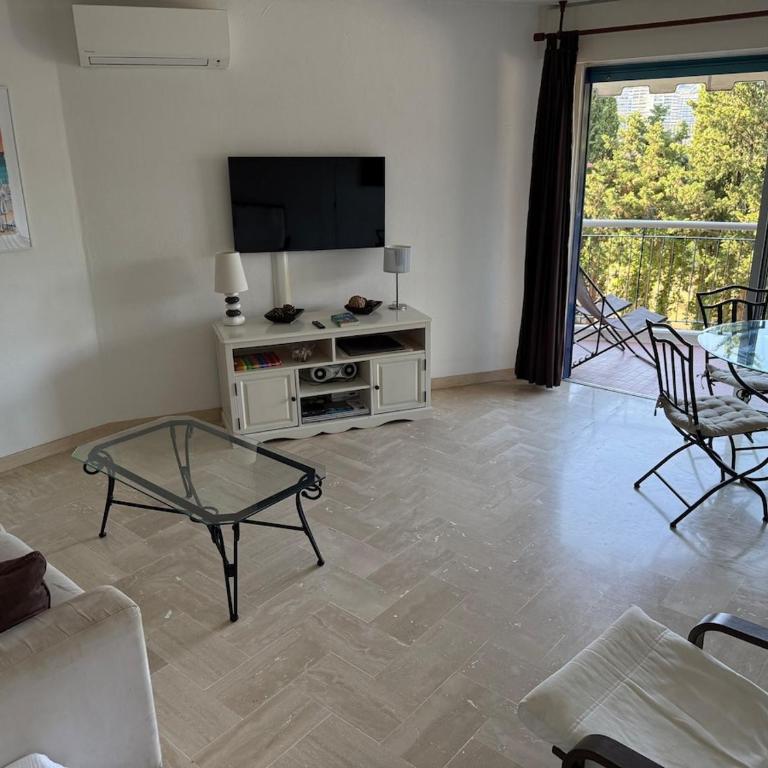 Beautiful F2 pool in Islette du Riou - Apartamento de 1 dormitorio - 1