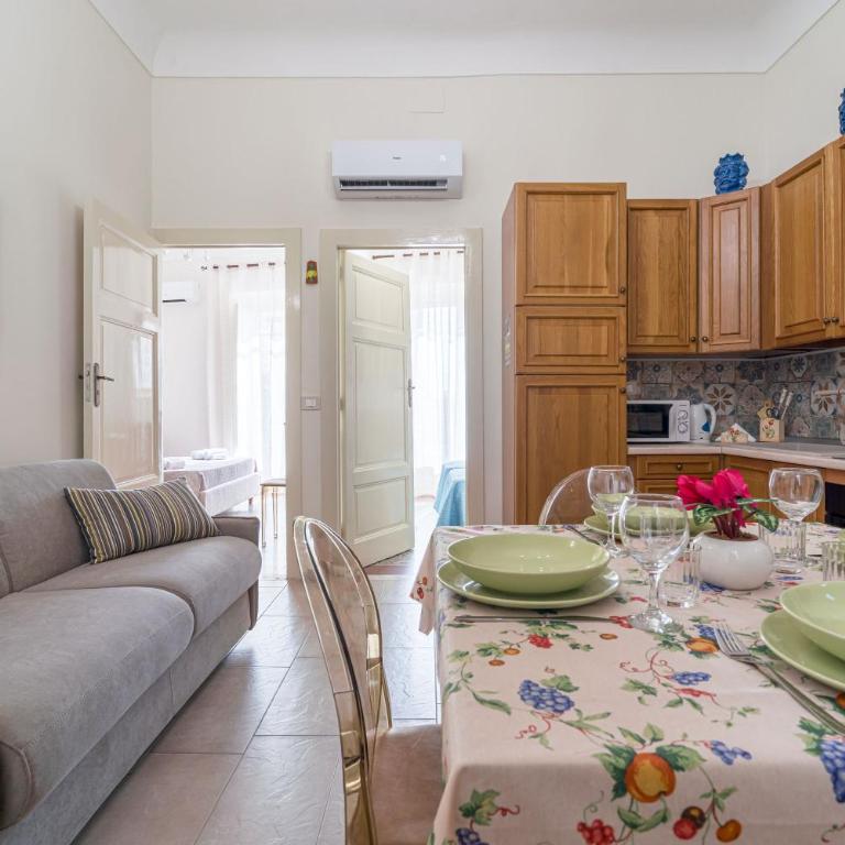 Casa Aurea Taormina - Appartamento con 2 Camere da Letto e Balcone - 10