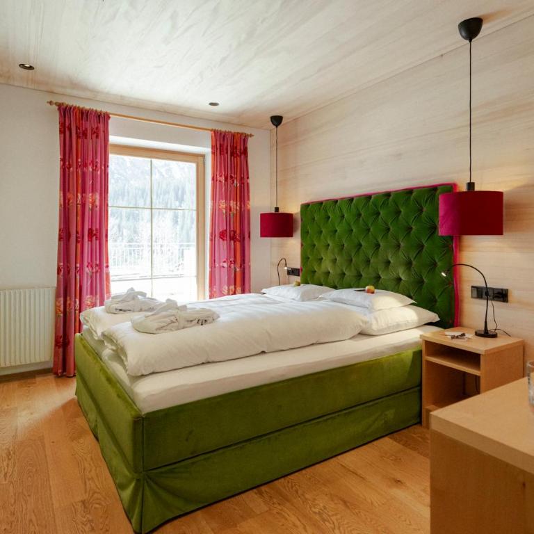 Hotel Stäfeli - Standard Zimmer mit Queensize-Bett - 1