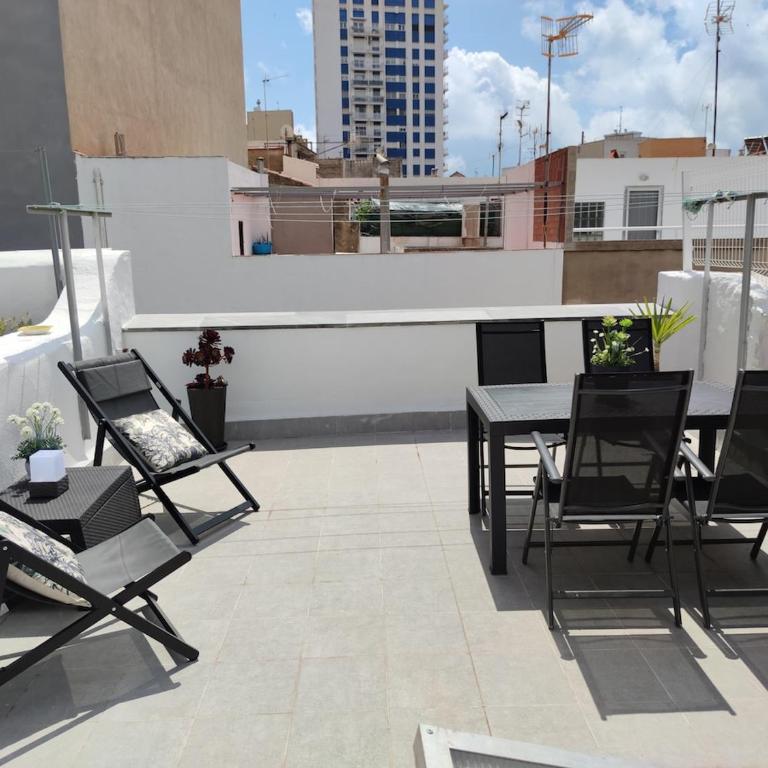 Apartamento con gran terraza - One-Bedroom Apartment - 18