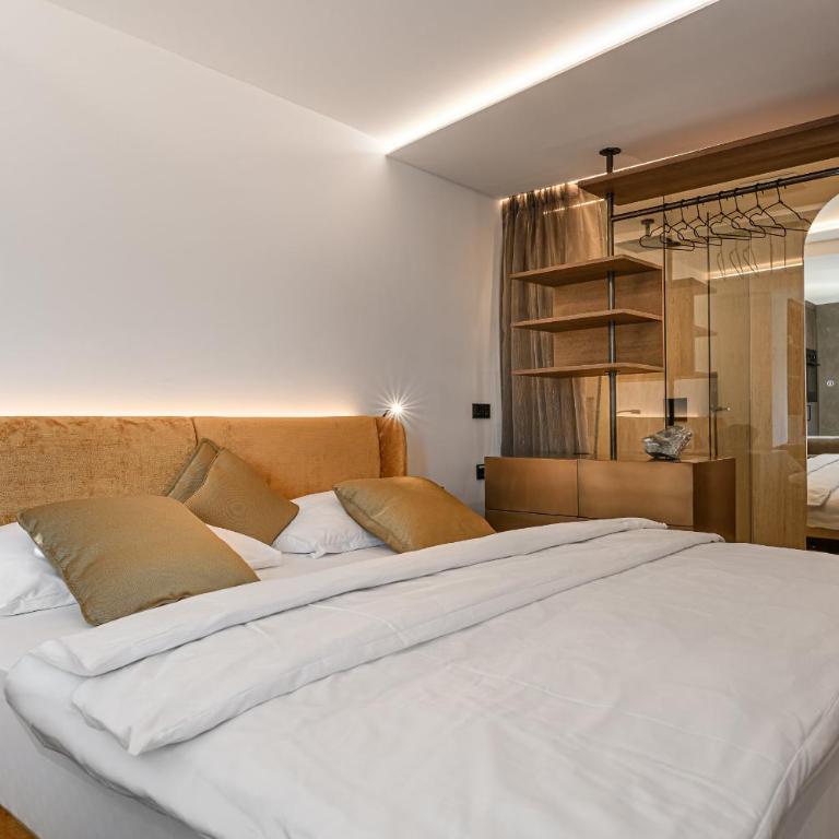 NEW! Apartments VIU by we rent - Deluxe Double Studio - 6