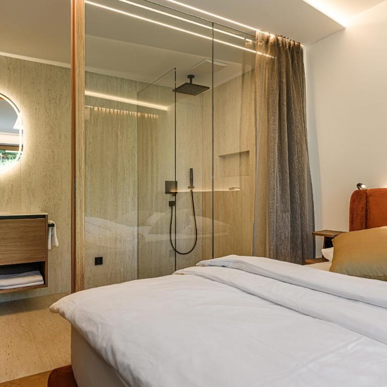 NEW! Apartments VIU by we rent - One-Bedroom Superior Apartment - 14