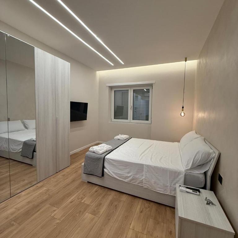 Destina Apartments - One-Bedroom Apartment - 26