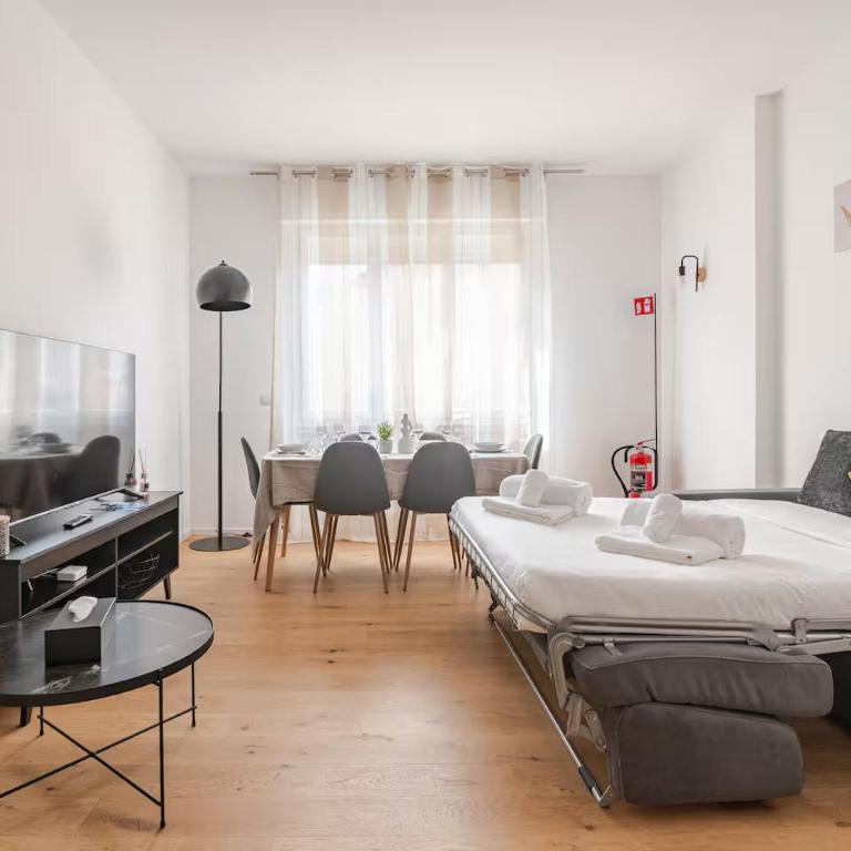 Como Centro Luxury Suite a Pochi passi dal Lago - Appartamento con 2 Camere da Letto - 2