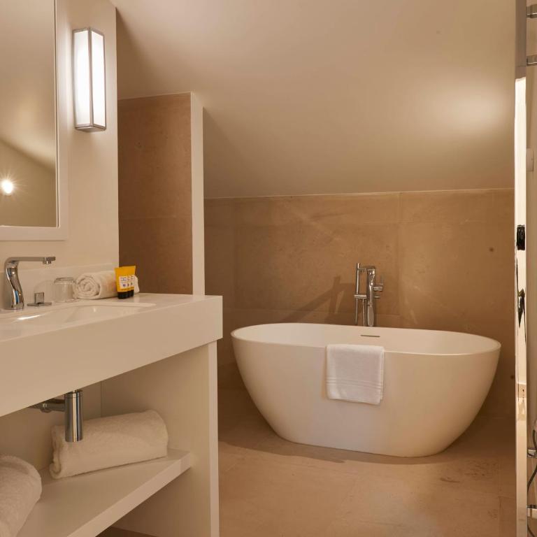 Hôtel Les Roches Blanches Cassis - Suite avec Terrasse - 7