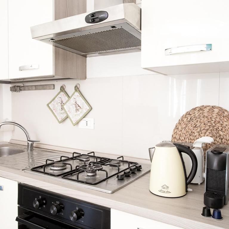 FamilyBO Apartments San Vitale - One-Bedroom Apartment - 3