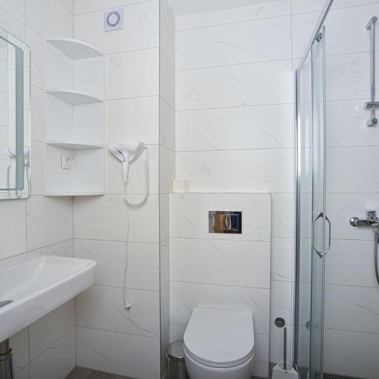 Vila Mina - Deluxe One-Bedroom Apartment - 24