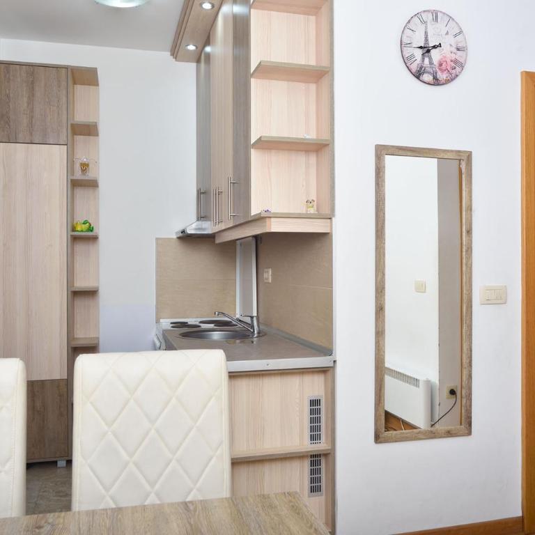 Vila Mina - Two-Bedroom Apartment - 12