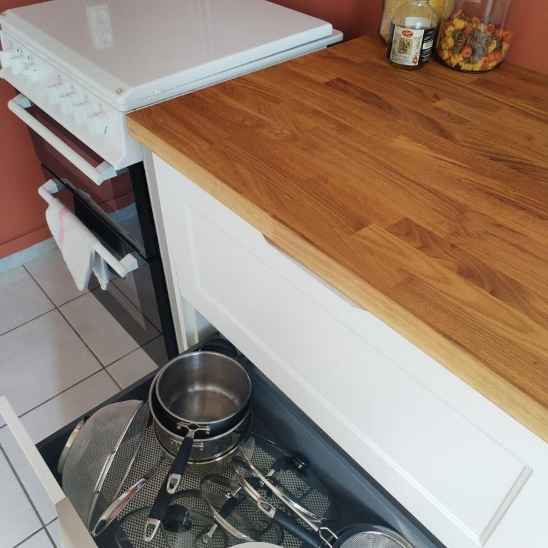 Grand appartement lumineux avec parking gratuit - Apartment mit 1 Schlafzimmer - 2