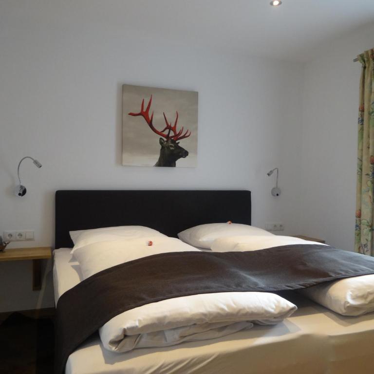 Pension Rosenhof - Standard Doppelzimmer mit Balkon - 1