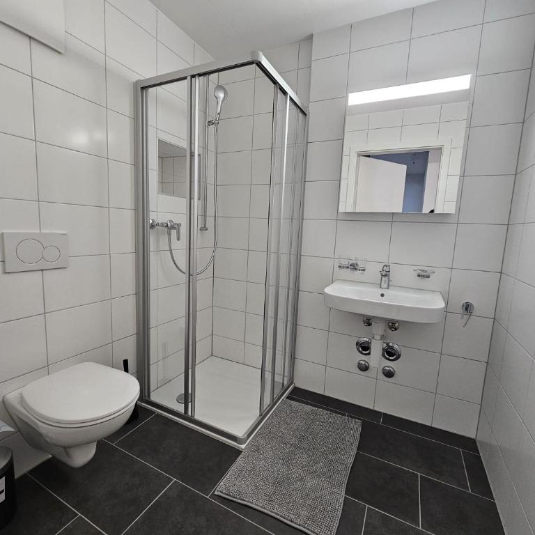 Private & Shared Stays in Lausanne - Camera Singola Standard con Bagno in Comune - 4