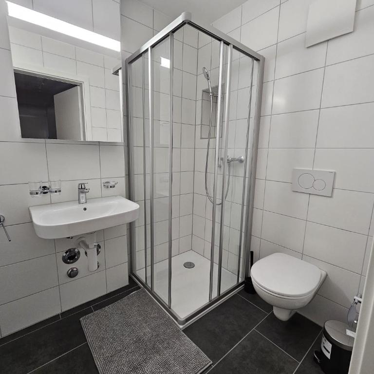 Private & Shared Stays in Lausanne - Camera Singola Standard con Bagno in Comune - 2