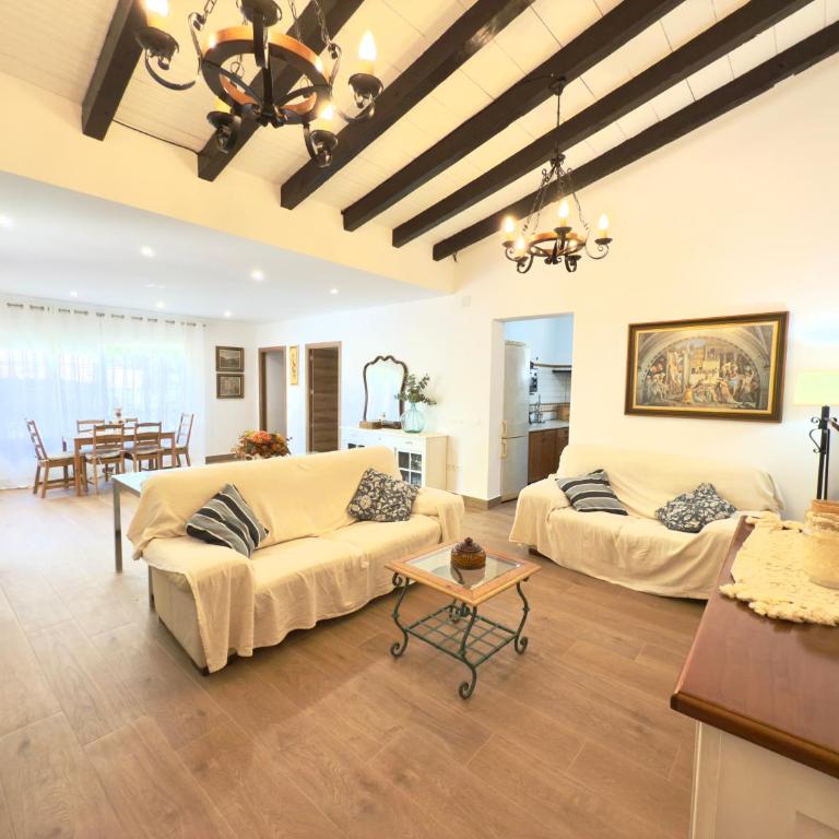 Finca Huertecilla Macías - Three-Bedroom House - 7
