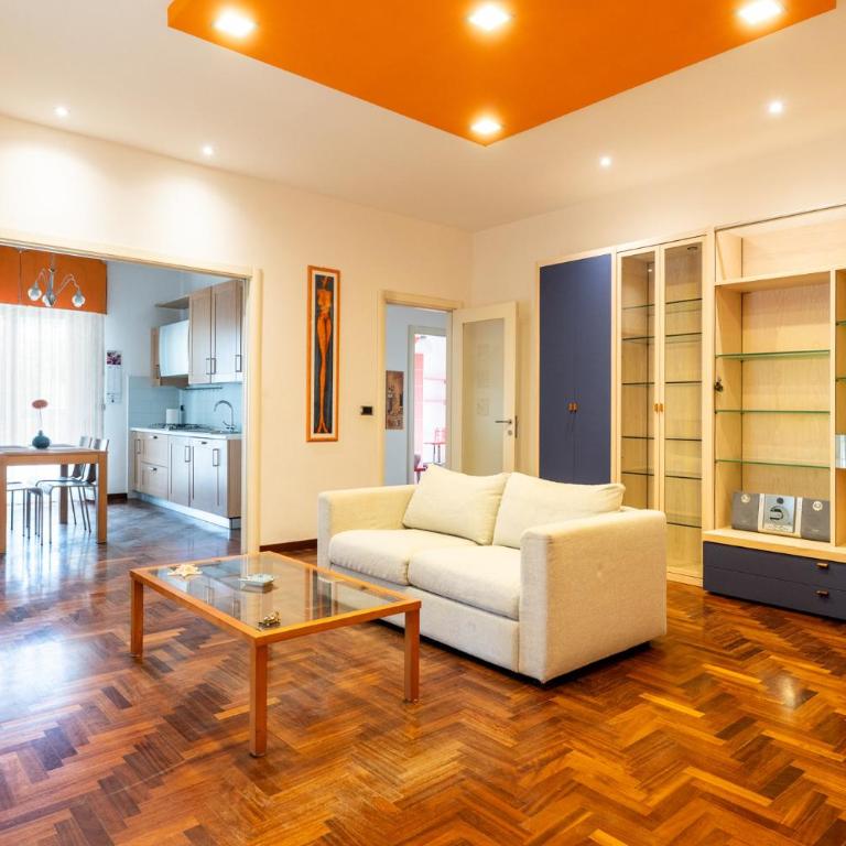 Roomy Family Apartment by Wonderful Italy - Two-Bedroom Apartment with Balcony - 1