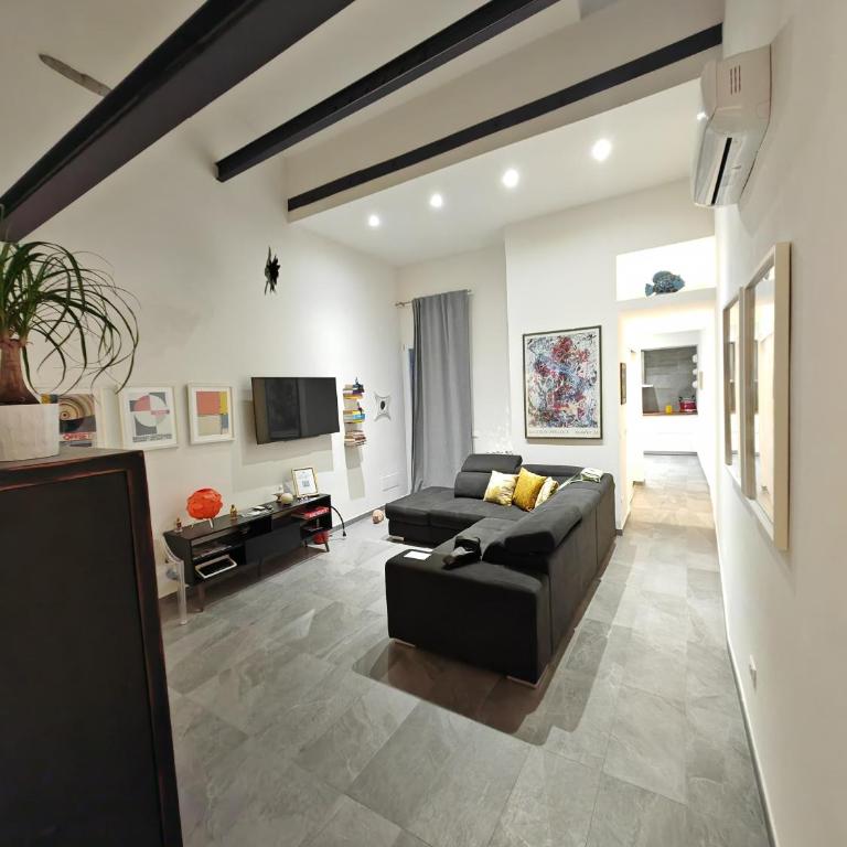 Apartment Florence Today with a private balcony - Appartamento con 1 Camera da Letto - 76
