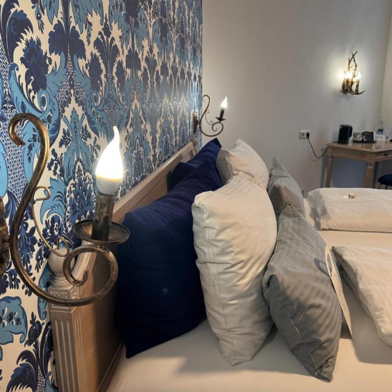Hotel Goldener Hirsch - Superior Doppelzimmer - 7