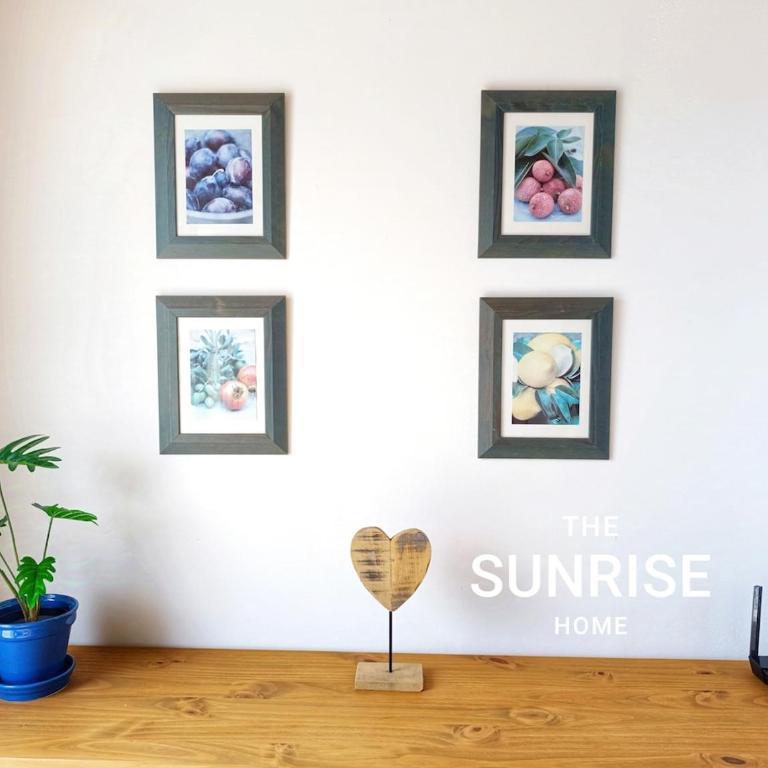The Sunrise Home Sea views and terrace house with barbecue - Two-Bedroom House - 8